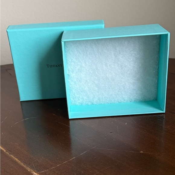 Tiffany & Co. Empty Gift Box - Picture 3 of 3